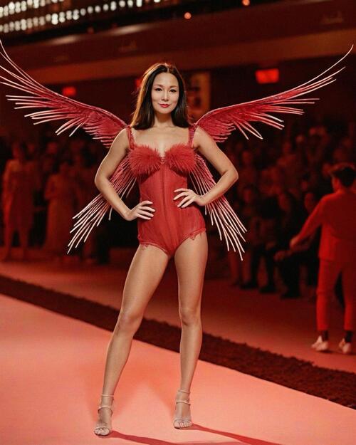 Angie Neue Asiatische Lady