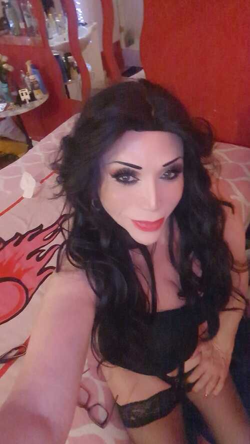 Trans Eva aus Chile ab 22.03.26